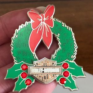 Harley Davidson Christmas Pin or Hat Pin
